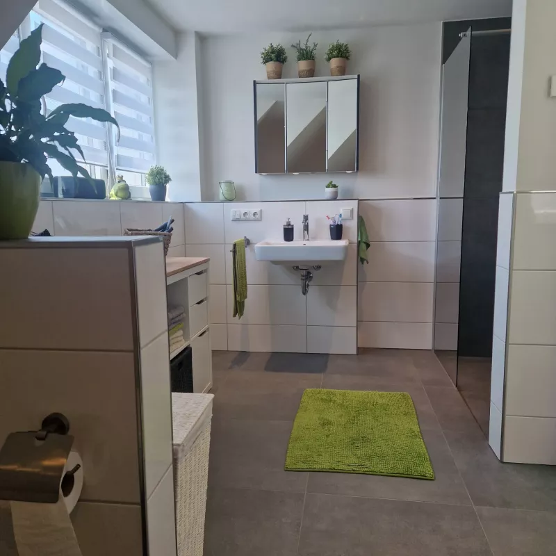 Kompletter Innenausbau inklusive Elektrik, Sanitär und modernster Haustechnik für vier Doppelhaushälften im Neubaugebiet Emmerich